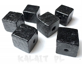Koraliki drewniane - kostki - 1,4x1,4cm - 6szt. - D73