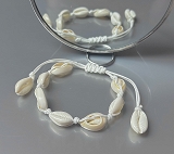 Bransoletka z muszelek 